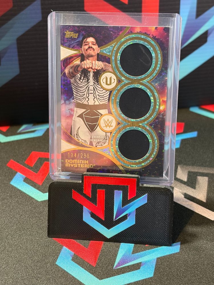 Dominik Mysterio Universe Triple Relic /299 imagen 1